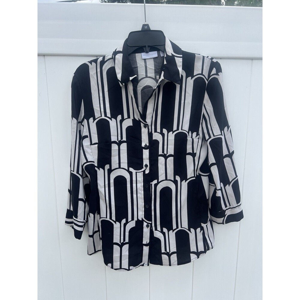 New York and Company Button Up Womens Small 3/4 Sleeve Lightweight Stretch